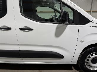 Toyota Proace City Electric 50kWh 100kW Automaat Camera picture 16
