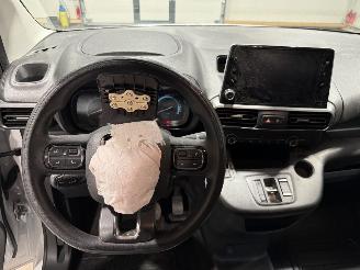 Toyota Proace City Electric 50kWh 100kW Automaat Camera picture 44