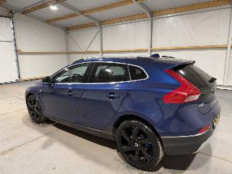 Volvo V-40 1.6D2 84kW Cross Country Momentum picture 10