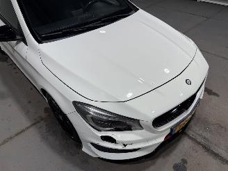 Mercedes Cla-klasse 200 115kW Automaat Airco Camera picture 19