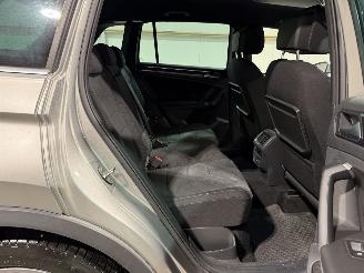 Volkswagen Tiguan 1.5TSI 110kW Automaat ACT Highline Business R picture 39