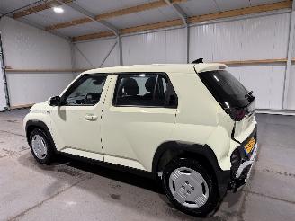 Hyundai Inster E-Motion 42kWh 71kW Automaat picture 11