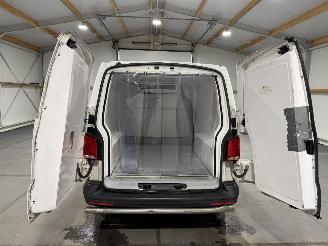 Volkswagen Transporter 2.0TDI 81kW L2H1 Koelwagen picture 26