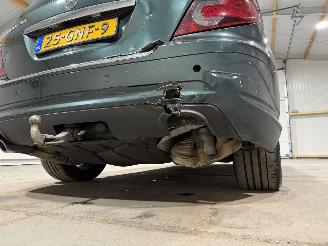 Mercedes R-klasse 320CDI 165kW 4-Matic 7 Persoons picture 40