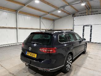 Volkswagen Passat GTE 1.4TSI 115kW HighLine Leder Panoramadak picture 6