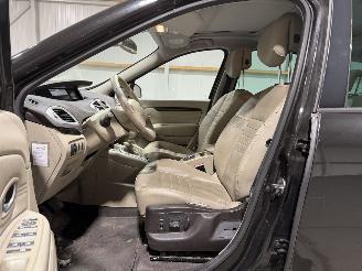 Renault Grand-scenic 1.9dCi 96kW Privilege picture 13