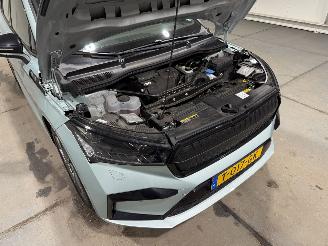 Skoda Enyaq iV 80x 195kW AWD Sportline 4x4 Pano picture 26