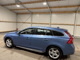 Volvo V-60 2.0T5 180kW Automaat Summum picture 11