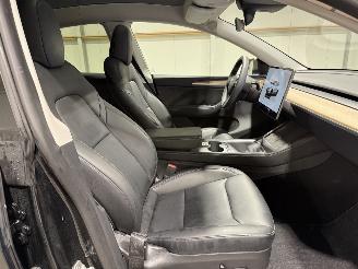Tesla Model Y 75kWh AWD Performance 340kW picture 37