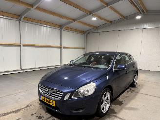 Volvo V-60 1.6 T3 110kW Airco Momentum picture 10