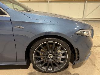 Mercedes A-klasse 35AMG 225kW Automaat 4Matic Pano Premium Plus picture 16