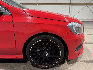 Mercedes A-klasse 180  90kW Automaat Ambition Pano Comfort picture 16