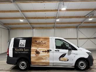 dañado vehículos comerciales Mercedes Vito 111CDI 84kW Koelwagen Airco Functional 2015/9