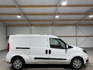 skadebil bedrijf Fiat Doblo 1.4T-Jet 88kW Naturel Power Maxi SX 2021/12