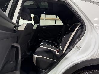 Volkswagen T-Roc 1.5TSI 110kW Automaat Pano Sport Business R picture 32