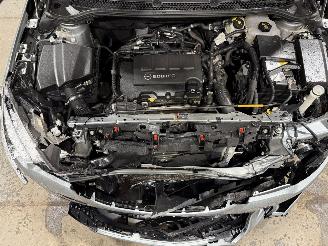 Opel Astra 1.4Turbo 103kW Edition picture 26