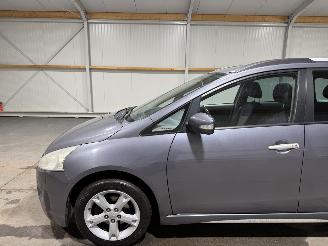 Mitsubishi Grandis 2.4-16V 121kW Automaat InSport 7 Persoons picture 13