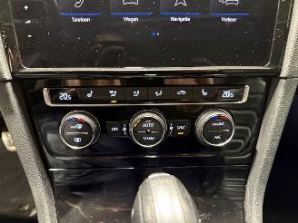 Volkswagen Golf 1.5TSI 110kW Automaat Business R Pano Highline picture 19