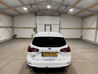 Ford Focus 1.0 EcoBoost 92kW Hybrid Titanium picture 7