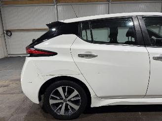 Nissan Leaf 40kWh 110kW Automaat Acenta picture 32