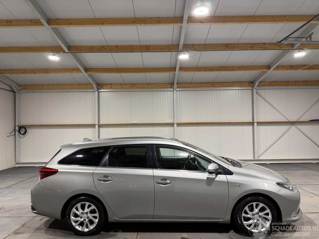 Toyota Auris Touring Sports 1.8Hybrid 73kW Automaat Panoramadak Camera Lease Pro