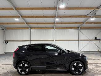 Schadeauto Volvo EX30 69kWh 200kW Single Motor Extended Range CORE 2024/5