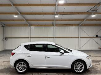 krockskadad bil auto Seat Leon 1.2TSI 77kW Clima Style 2013/5