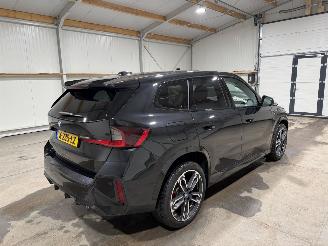 BMW iX1 xDrive30 67kWh 230kW Launch Edition picture 4