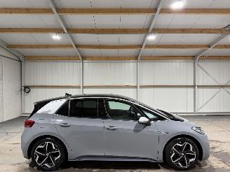 Schadeauto Volkswagen ID.3 58kWh 150kW First Plus IQlight 2020/10