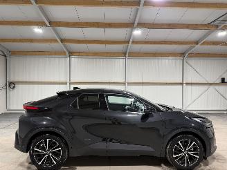 krockskadad bil auto Toyota CH-R 2.0Plug-In Hybrid 112kW 220 Executive 2025/5