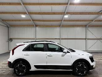 damaged passenger cars Kia Niro 64.8kWh 150kW DynamicLine 2024/11