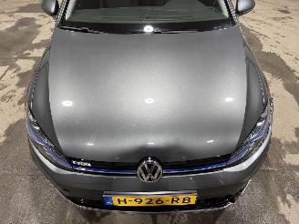 Volkswagen e-Golf 36kWh 100kW Automaat E-Edition picture 20