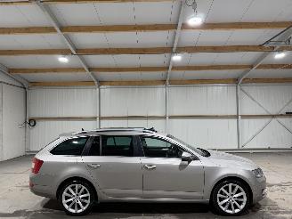škoda osobní automobily Skoda Octavia 1.4TSI Greentech 103kW Automaat Pano Elegance BusinessLine 2014/1