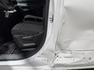 Opel Combo E 50kWh 100kW L2H1 Airco Edition picture 19