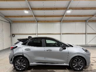 Vaurioauto  passenger cars Ford Puma 1.0EcoBoost 92kW Automaat Hybrid Sound Edition 2025/11
