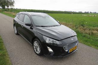 Ford Focus 1.0 92kw euro 6 Eco Boost Titanium Business Camera Navigatie  12-2019 picture 5