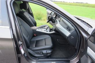 BMW 5-serie 520 D High Executive 184pk Automaat 240.000km schuifdak leer navie  vol optie picture 12