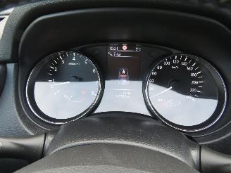 Nissan Qashqai 1.6 163pk Tekna SUV 160.000km nap Camera  leer Panoramadak  Stoelverwarming 2015 picture 7