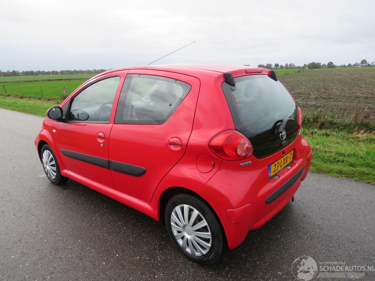 Toyota Aygo 1.0 12v + 5drs Airco 2008-11