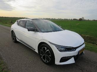 Kia EV6 GERSERVEERD  GT Line 77.4 33.000km nap Suv Elektrisch Automaat 2023-09 Schuifdak Cameras picture 3