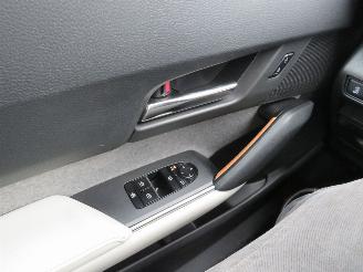 Mazda MX-30 SKY Activ Automaat  Elektrisch 14.000km 2023 Makoto  Camera Navigatie  leer  [splinternieuw picture 21