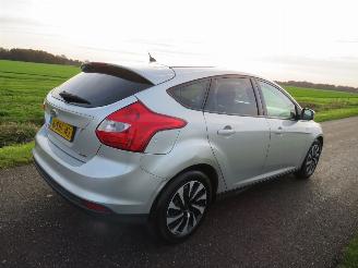 Ford Focus 1.0 101 pk Eco Boost  5drs Navigatie Airco  2013 picture 6