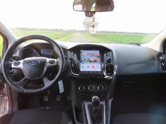 Ford Focus 1.0 101 pk Eco Boost  5drs Navigatie Airco  2013 picture 3