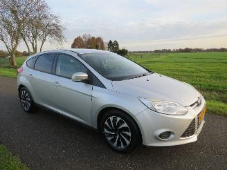 Ford Focus 1.0 101 pk Eco Boost  5drs Navigatie Airco  2013 picture 3
