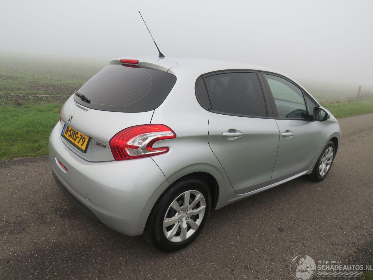 Peugeot 208 1.2 VTI 82PK  126.000km Nap 5Drs Airco  2013