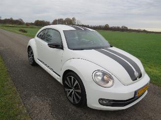 Coche accidentado Volkswagen Beetle 2.0 TSI  200pk Automaat Turbo Sport  11-2011 188.000km 2011/11