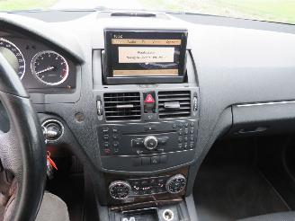 Mercedes C-klasse 280 3.0 6 Cilinder  231pk  Automaat 173.000km navigatie  [ nieuwstaat picture 18