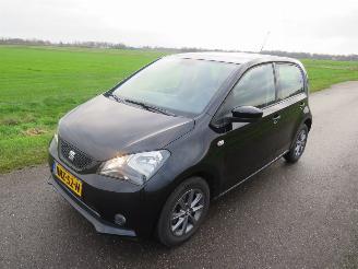 skadebil auto Seat Mii 1.0  60pk euro 6  Refense Navigatie  5drs Airco  Mistlampen 2015 2015/8