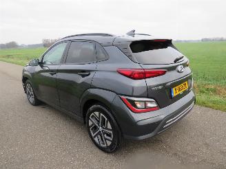 uszkodzony samochody osobowe Hyundai Kona 39 kw Automaat Hybride  Elektrisch 2021  40.000km Camera Navigatie  stoelverwarmig  nieuwstaat 2021/9