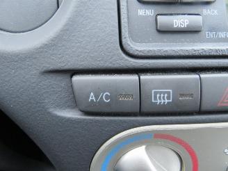 Toyota Yaris 1.3 Automaat 138.000km 5drs Nap Airco  [ Opa geweest picture 21